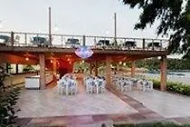Justiniano Beach ホテル